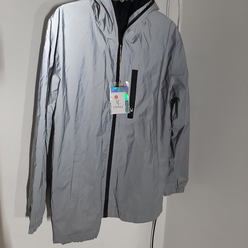 Snaki Reflective hooded Windbreaker
